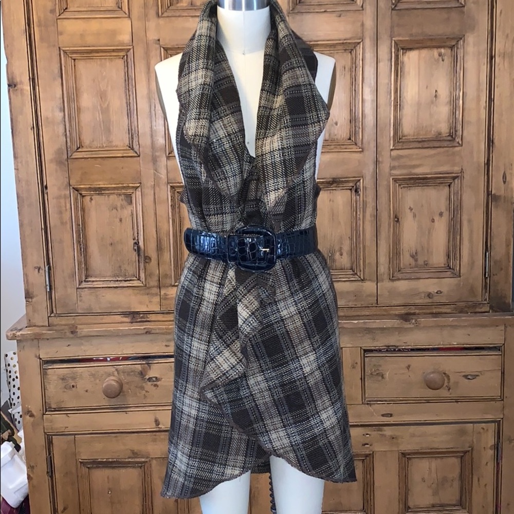 Plaid multi-style vest